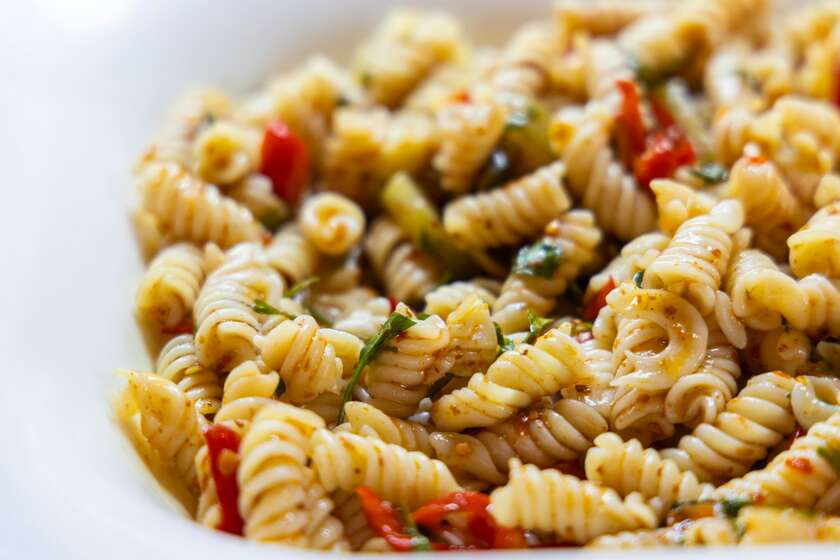Une salade de pâtes