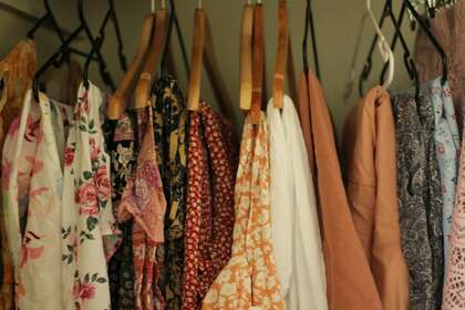 Un dressing de vêtements